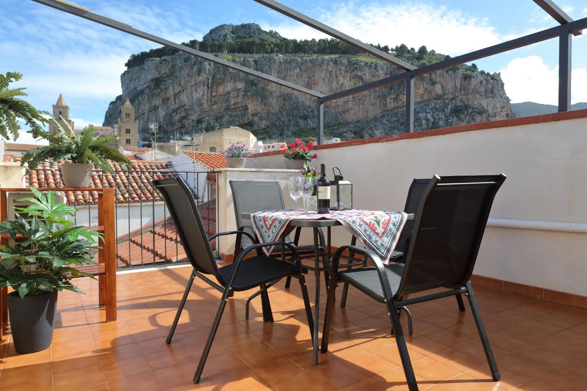 Terrazza Del Cortile - By Vacation Service Cefalù Zewnętrze zdjęcie